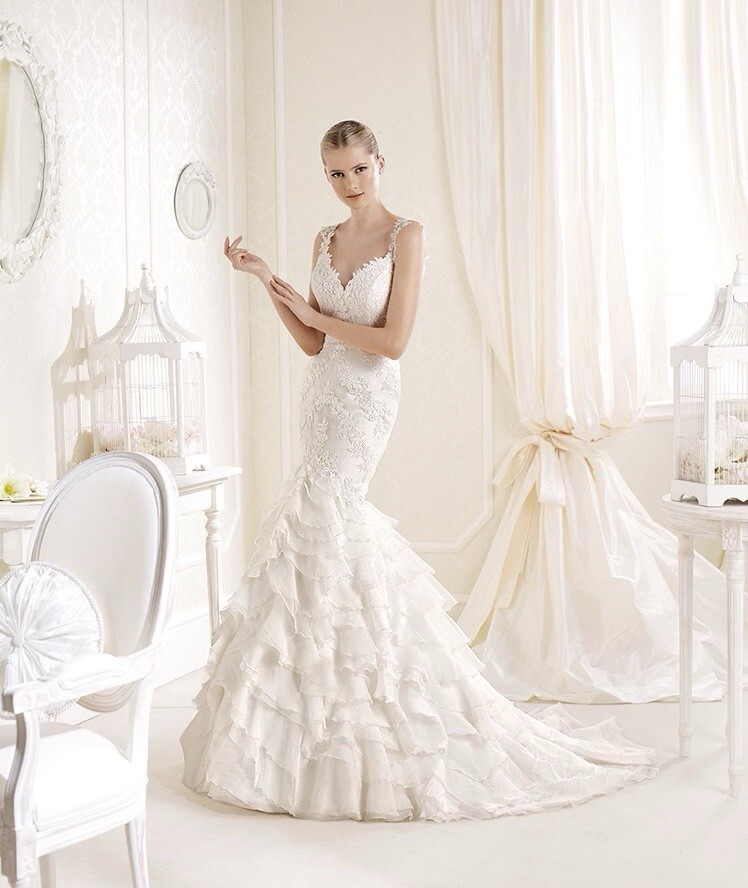 La Sposa Wedding Dress Model Ingria US Size 14 | eBay La Sposa Wedding Dress Model Ingria US Size 14 | eBay