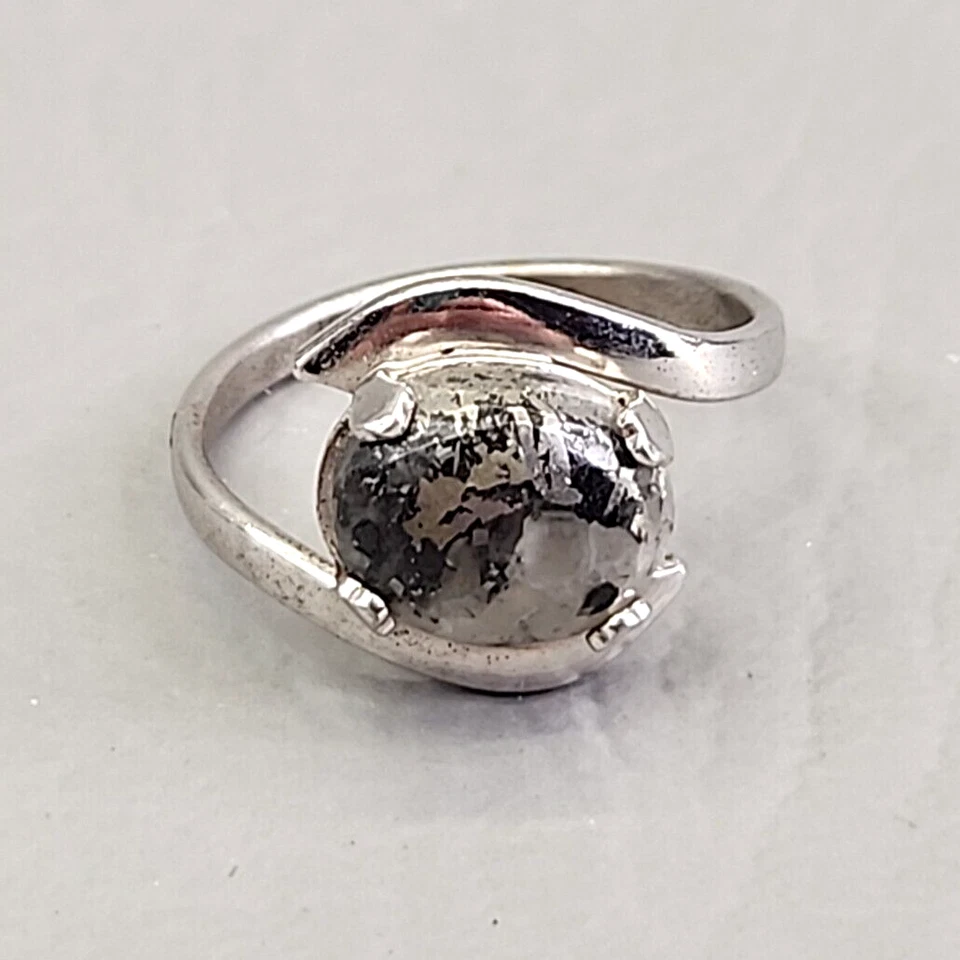Anillo de piedra prehnita ovalado enchapado en plata banda delgada conjunto de puntas talla 5 Foto 2 de 4