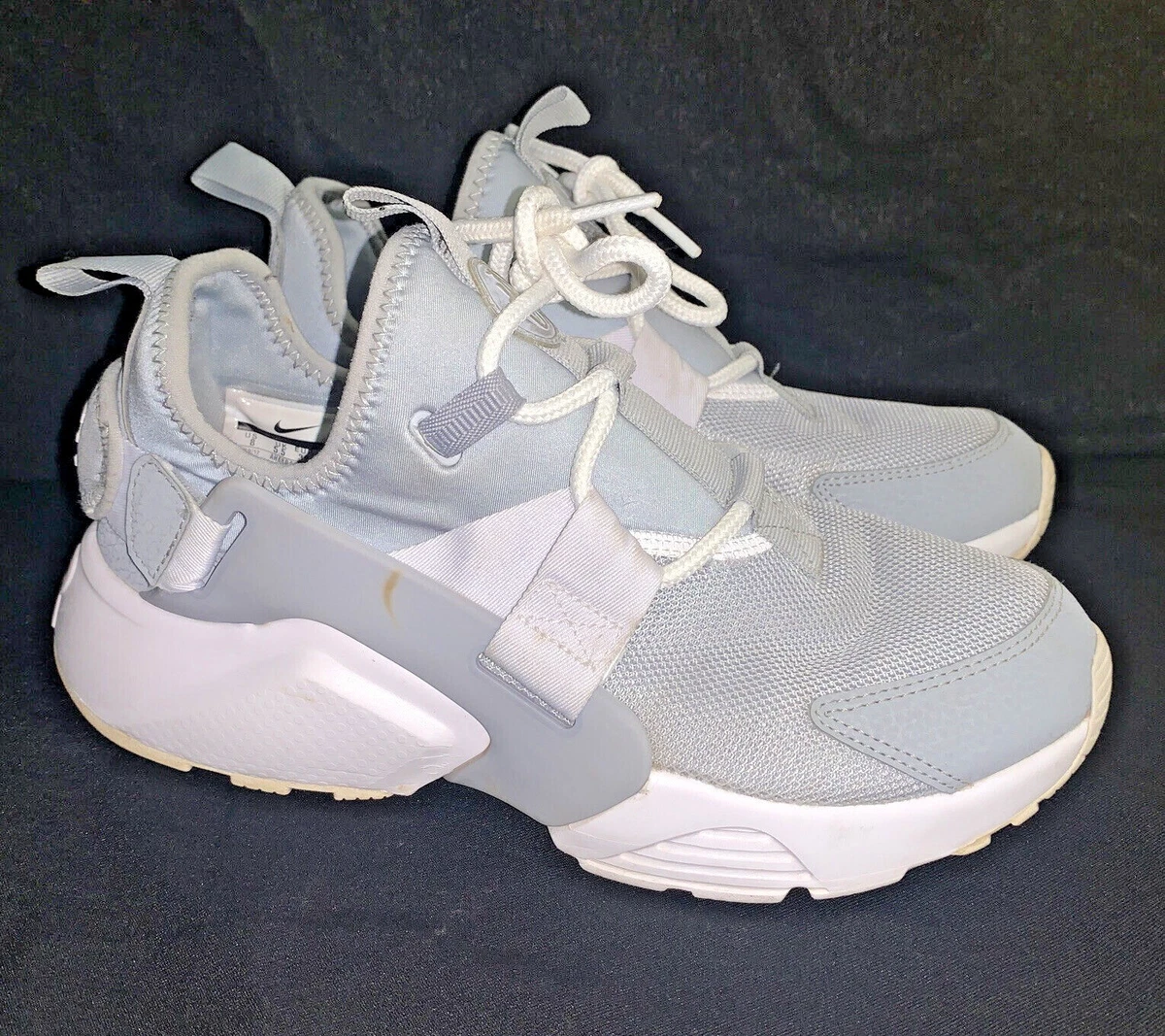 Nike air huarache city low grey sneaker Clearance