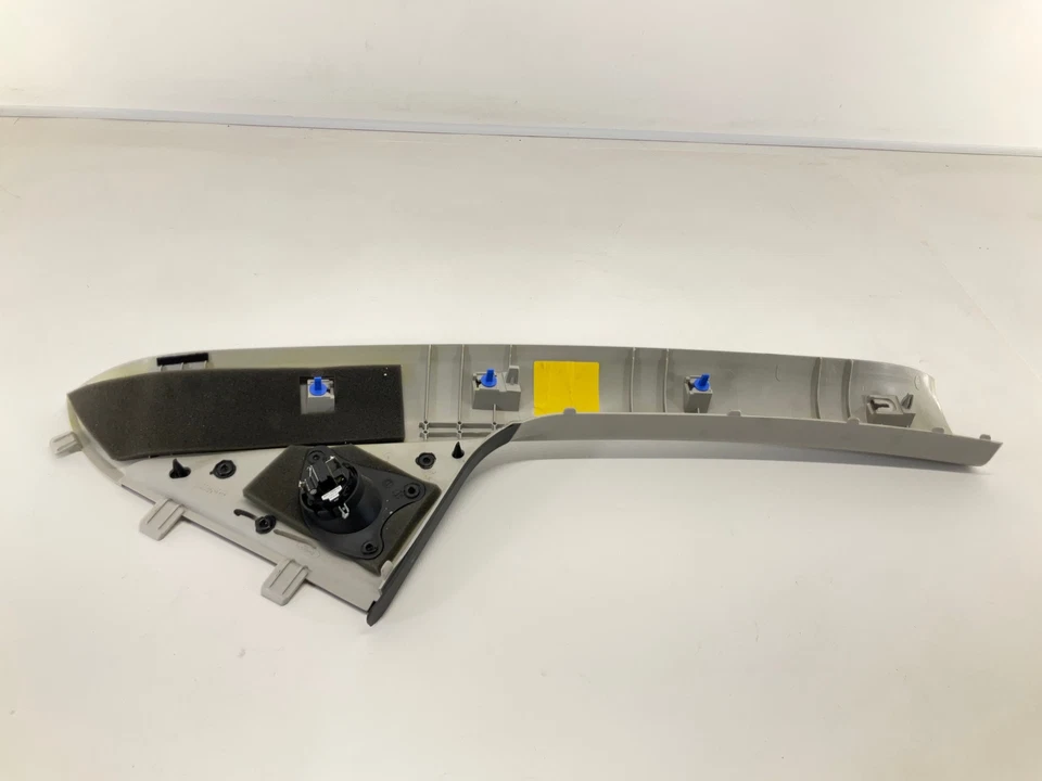 Внутренняя отделка левого и правого лобового стекла стойки 14-17 FORD Transit Connect - Изображение 4 из 4