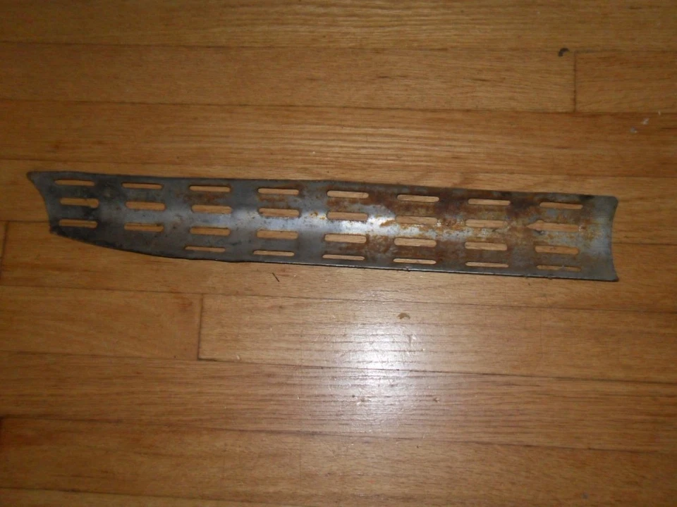 Benelli 1968 50CC Fireball Trail escape escudo térmico - ¿Zumbador Dynamo? Foto 4 de 4