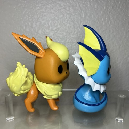 Funko Pop! Pokemon Eevee Evolutions Lote VAPOREON #627 FLAREON #629 Suelto Fuera de Caja - Imagen 4 de 8