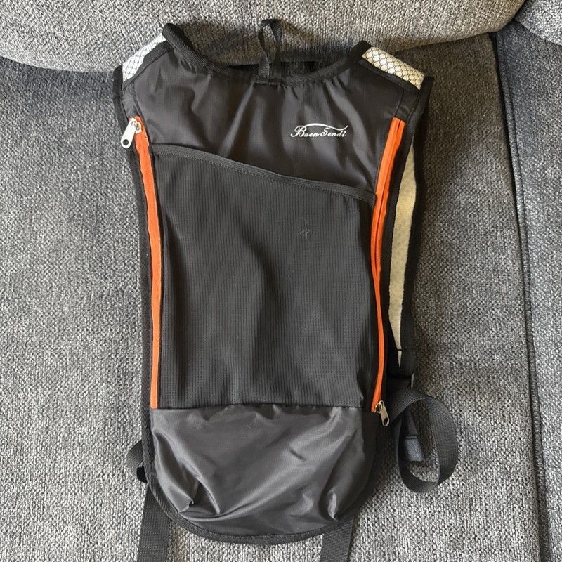 Baen Sendi Hydration Pack with 2L Backpack Water Bladder for Hiking, Biking, Run