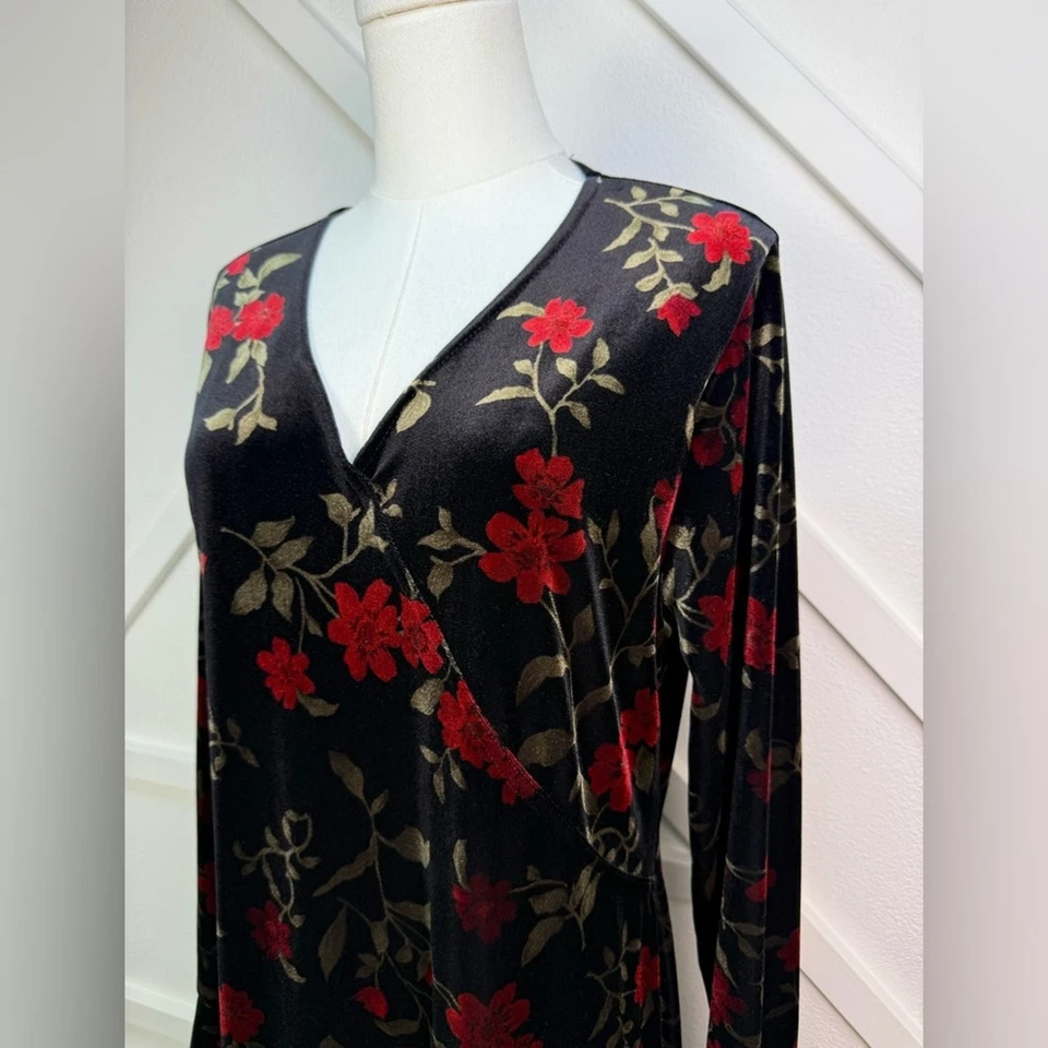 Maxi Vestido Whimsigoth Y2K Kathie Lee Terciopelo Floral Negro Rojo Manga Larga Acampanada L Foto 3 de 4