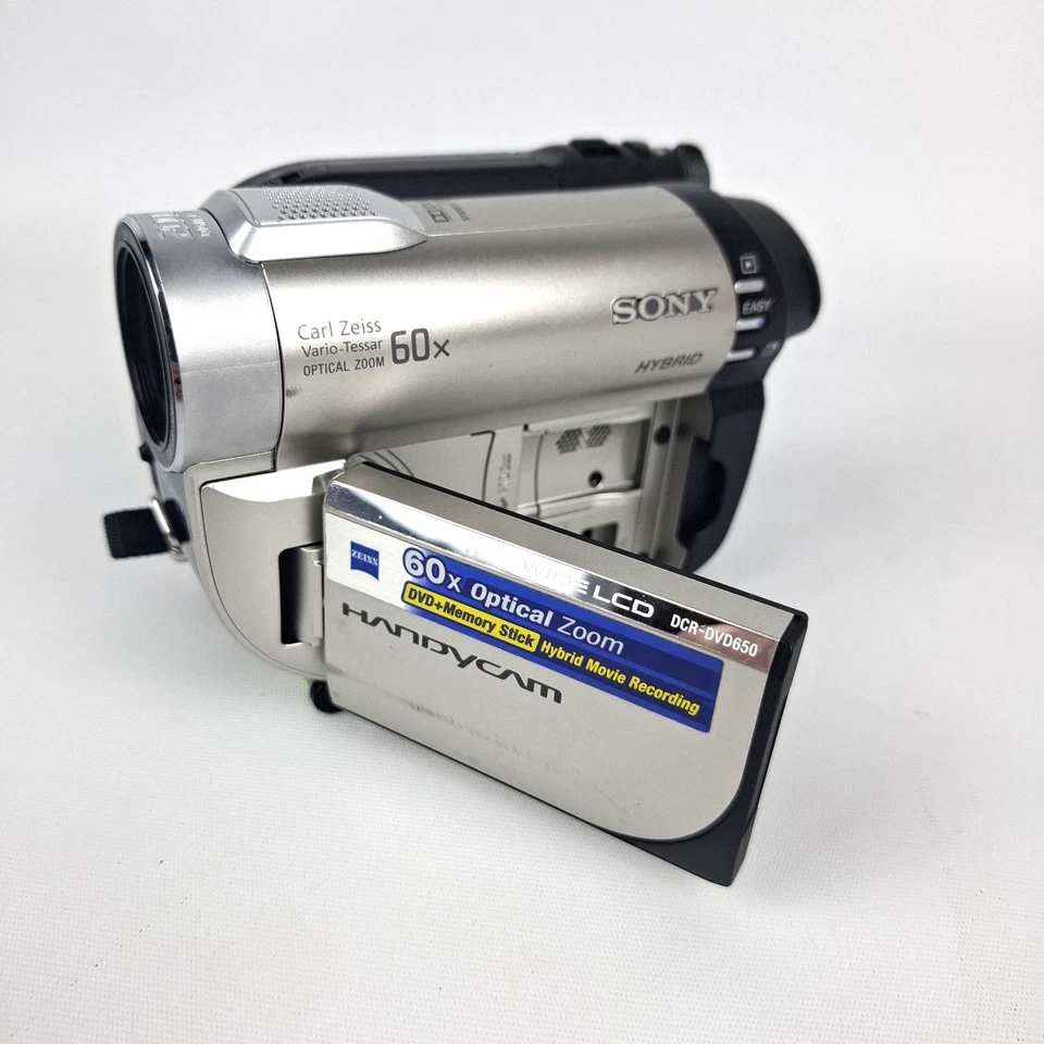 Sony Handycam DCR-DVD650 Camcorder Digital Video Camera No Battery Untested - Image 2 of 4