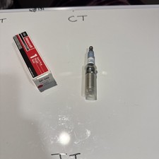 (1) Genuine Motorcraft Spark Plug  SP-590, NOS Brand New OEM Sold Individually