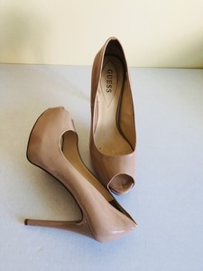 guess patches platform pump