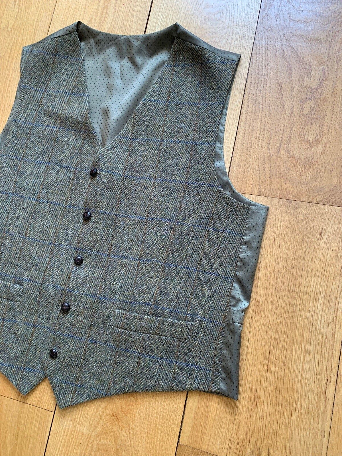 Picture 2 of 13