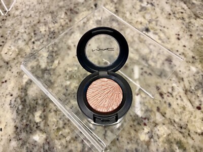 MAC Extra Dimension, Veluxe Pearl, Satin and Dazzleshadow Eye Shadow