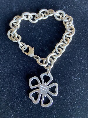 Tiffany & Co. PERETTI シルバーブローチ　「r」 Tiffany & Co. Elsa Peretti Silver Large 35mm Open Heart Brooch Pin