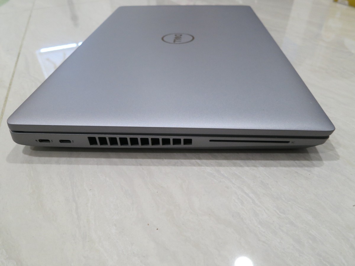 その他ノートPC本体 Dell Latitude 5521 i7-11850H SSD256GB Amazon.com: Dell Latitude 5521 Laptop - 15.6