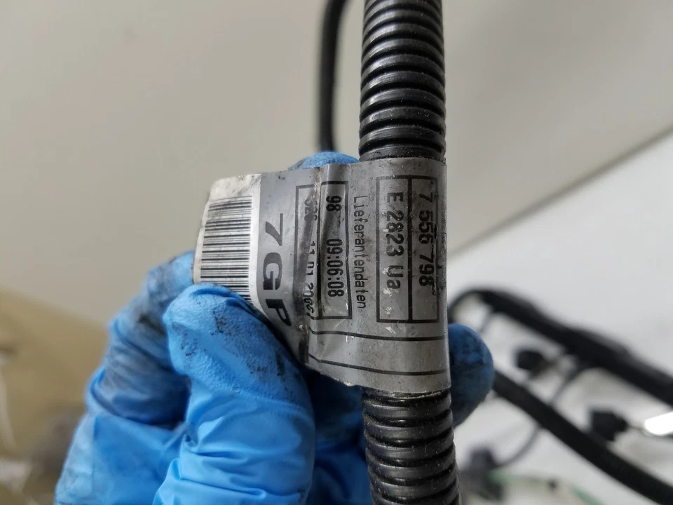 2006-2008 BMW 750I 750Li  Engine Ignition Coil Wiring Harness 7558201 7556798 - Image 4 of 4