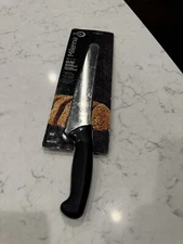 Mercer Culinary M23210 Millennia 10-Inch Wide Wavy Edge Bread Knife, Black