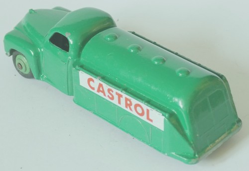 Dinky Toy No.30p/441 Studebaker Petrol Tanker "Castrol" Restored (1952-60). - Picture 9 of 11