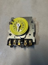 DAYTON TIME SWITCH MODEL 2e053A 24-HR CYCLE T...