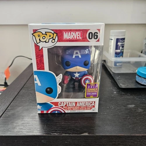 Marvel Funko POP! Captain America #06 (2017 Comic Con Sticker) Good Condition