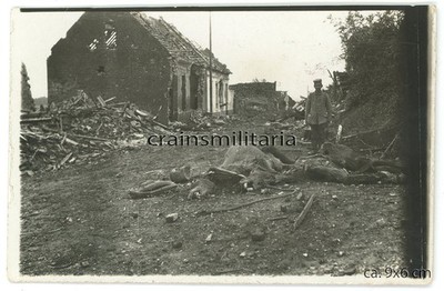 Orig. Foto Soldat Pferde zerstörtes GIVENCHY-EN-GOHELLE b. Lens Vimy Frankreich