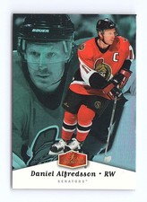 2006-07 Flair Showcase Daniel Alfredsson #67