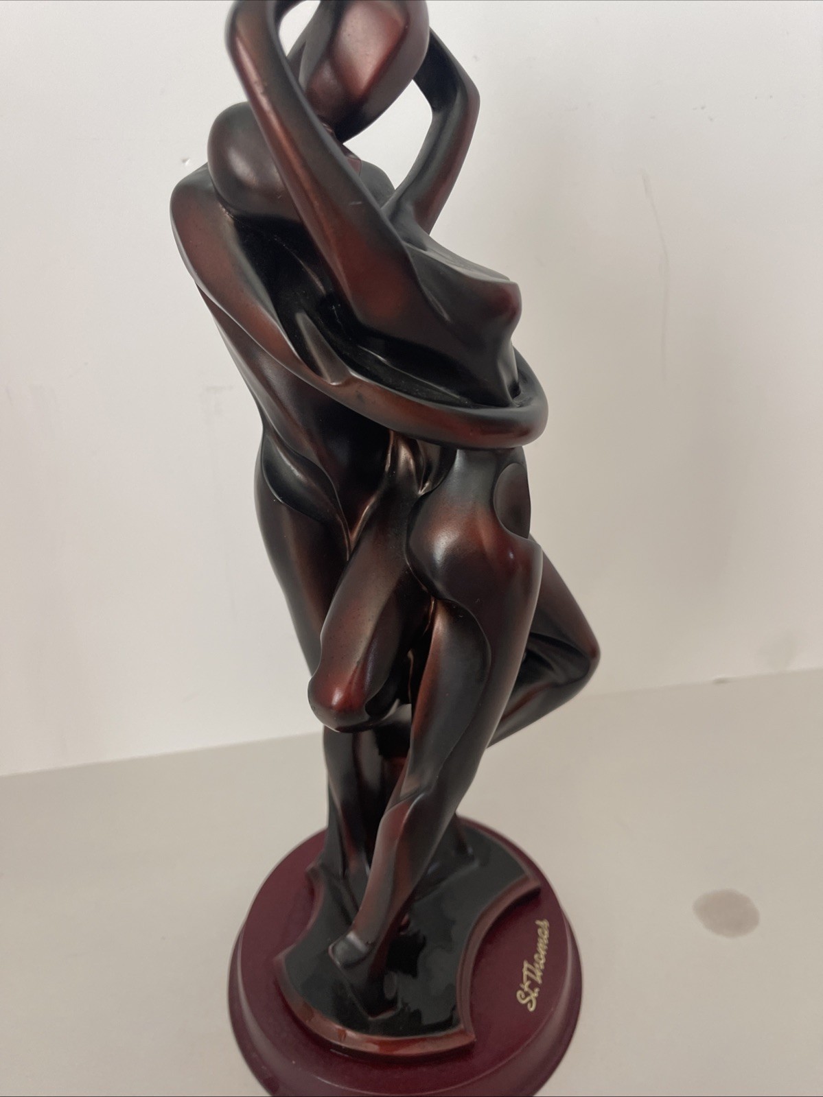 Herco Embracing Couple Dancing Art Sculpture Figurine Resin 12.5” St. Thomas