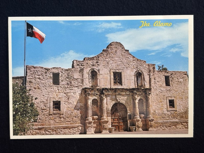 The Alamo San Antonio Texas Vintage Postcard Unposted Continental