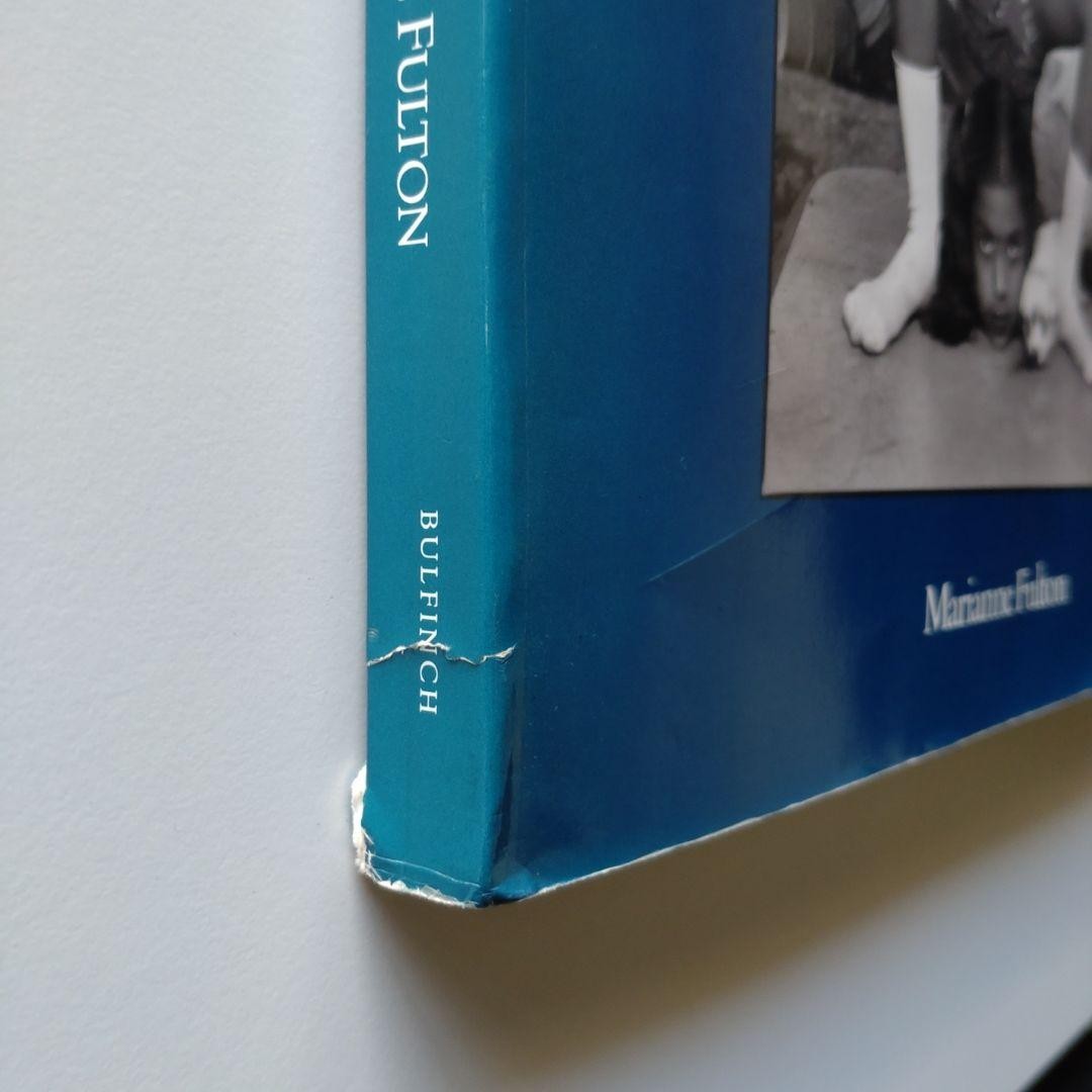 洋書 Mary Ellen Mark 25 Years FULTON, Marianne. Mary Ellen Mark: 25 Years.