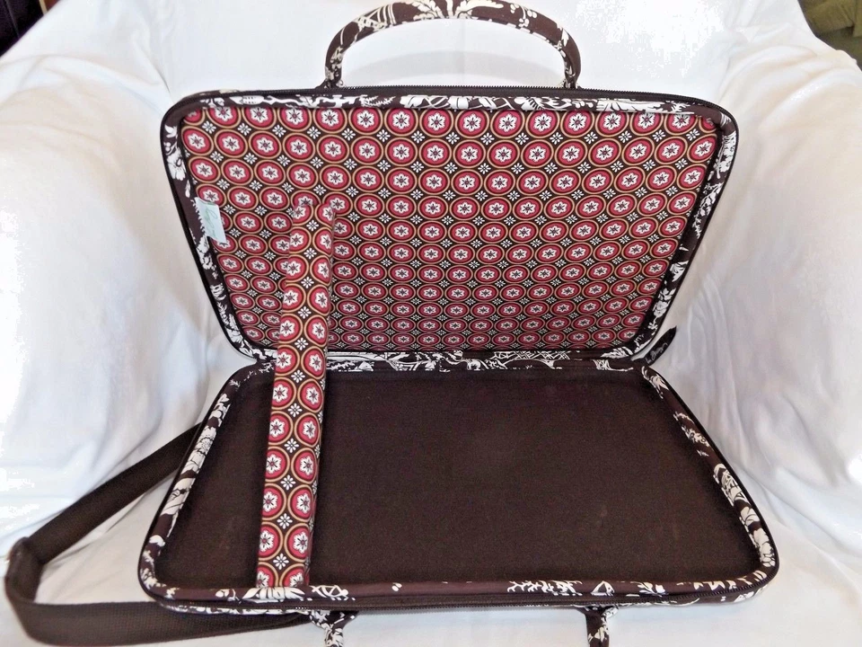VERA BRADLEY Estuche Portafolio para Portátil con Correa - TOILE IMPERIAL - Perfecto Estado Foto 4 de 4