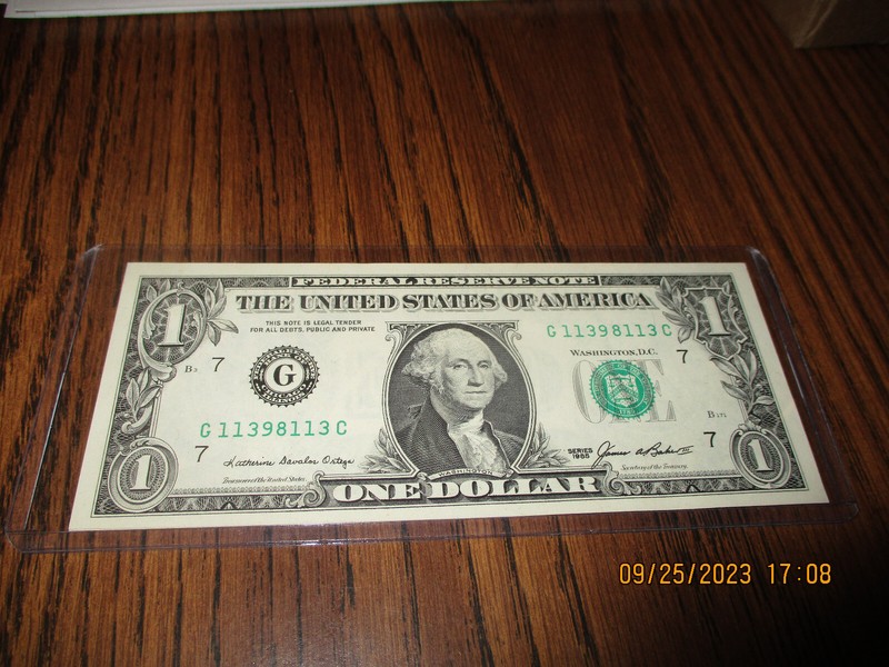 $1 2013 FANCY SERIAL NUMBER **BOOKENDS** 11398113  FEDERAL RESERVE NOTE BOOKENDS
