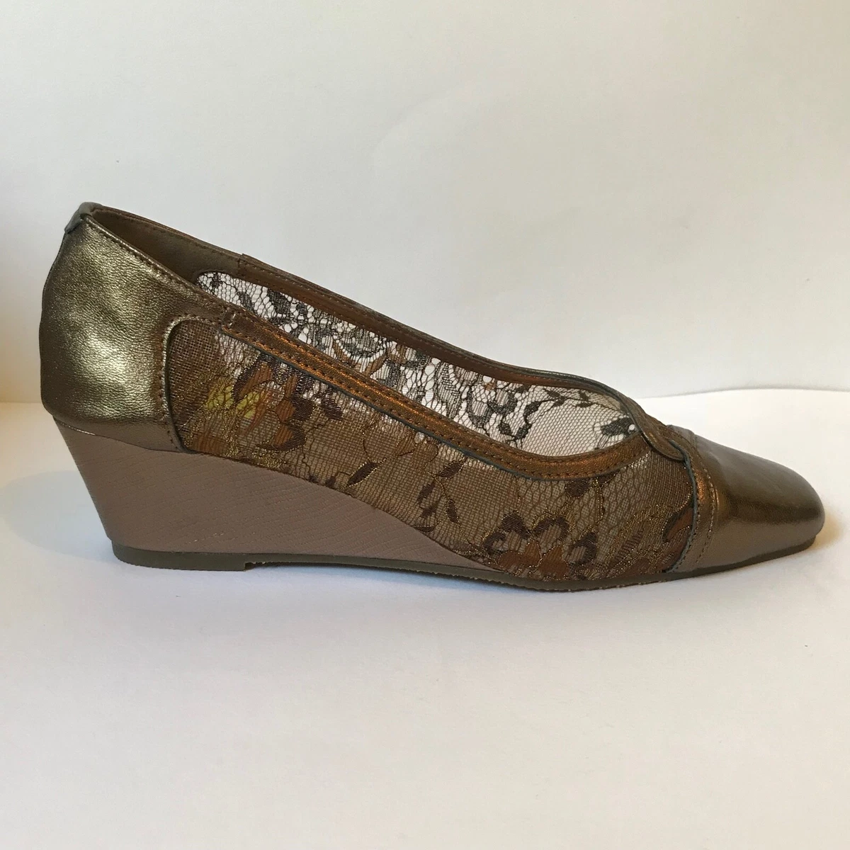 Gold low wedge shoes sale