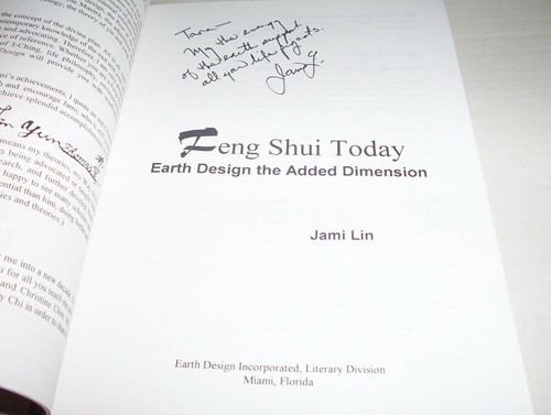 "FENG SHUI TODAY: Earth Design, The Added Dimension" Signed by Author- Jami Lin - Picture 2 of 11