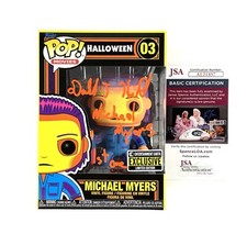 Halloween Resurrection Donald Hewitt Signed Michael Myers Glow In The Dark Funko Halloween Resurrection Donald Hewitt Signed Michael Myers Glow In The Dark Funko