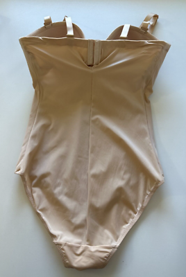 NEW! WACOAL Womens Sz 36D Red Carpet Strapless Shaping Bodybriefer