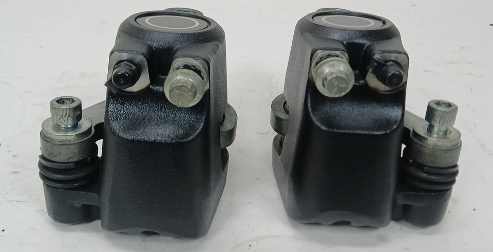 Pinzas de freno delanteras Harley-Davidson Ultra Classic 1998 44023-83C 11 k millas Foto 4 de 4