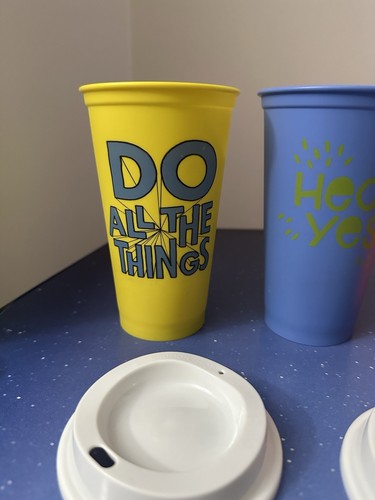 Starbucks Reusable 16oz Plastic Coffee Cups Lot of 6 Colors - 5 Lids - Collector - Picture 2 of 10