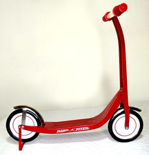 RADIO FLYER Miniature 12" Kick Scooter Toy
