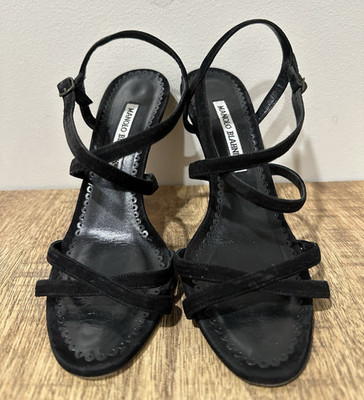 Manolo Blahnik women size EU 37.5 US 7.5  suede buckle strap heel sandals