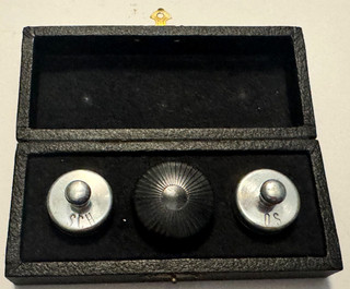 VINTAGE CATHOLIC PRIESTS 3 PIECE OIL STOCK SET WITH CASE