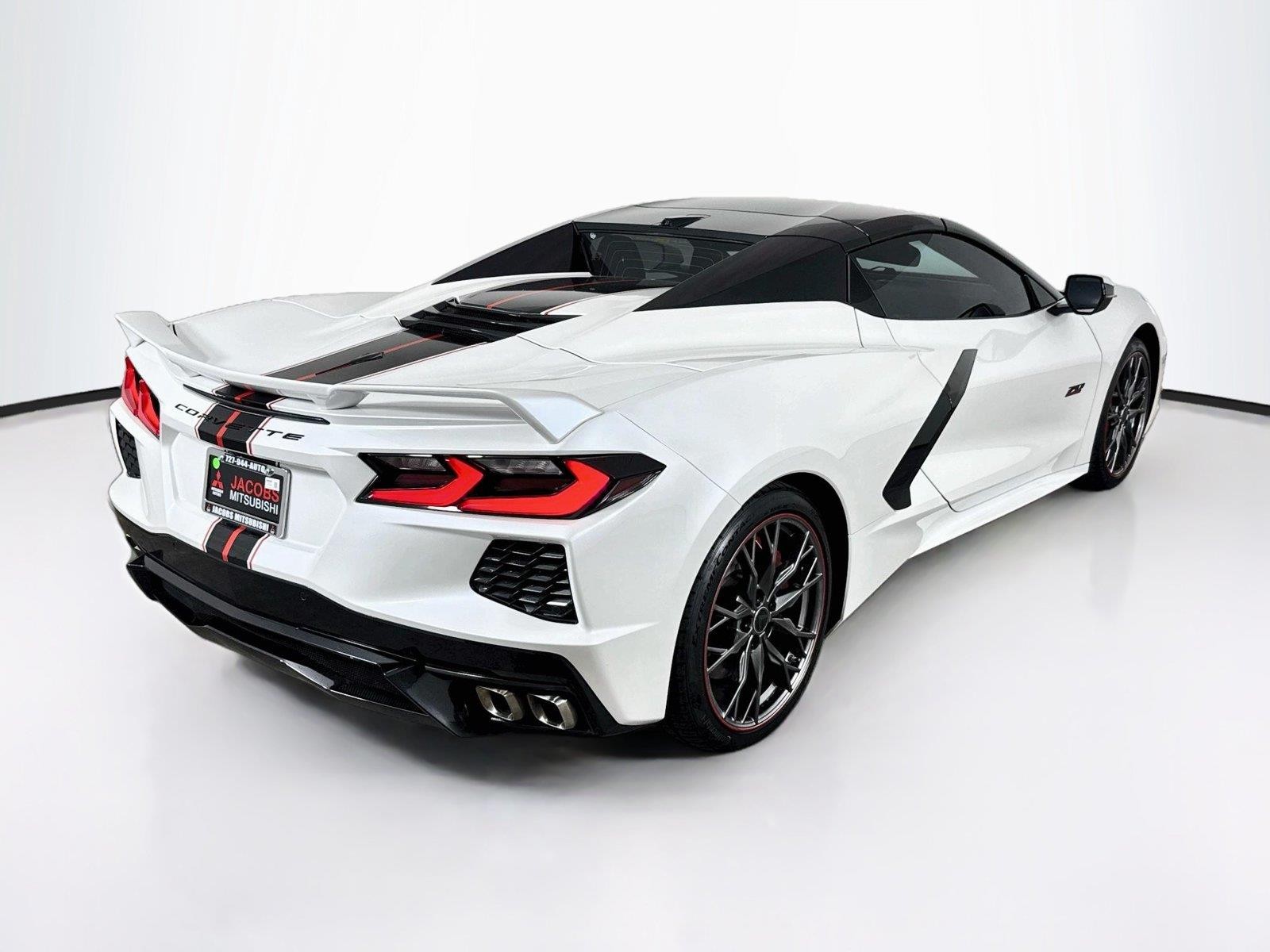 2023 White Pearl Metallic Tricoat Chevrolet Corvette   | C8 Corvette Photo 6