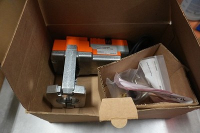 Belimo LVX24-MFT Linear Actuator + SGVL Globe Valve 24V 115 lbf NIB OEM HVAC