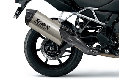 AKRAPOVIC Endschalldämpfer Suzuki V-Strom 800