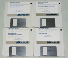Vintage/1987 Microsoft Works 1 on 4 3,5 Diske...