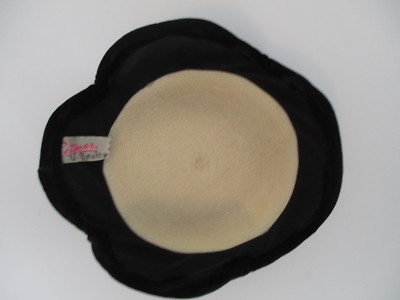 Betmar Black Velvet Pillbox Hat Vintage 1950 main image 4