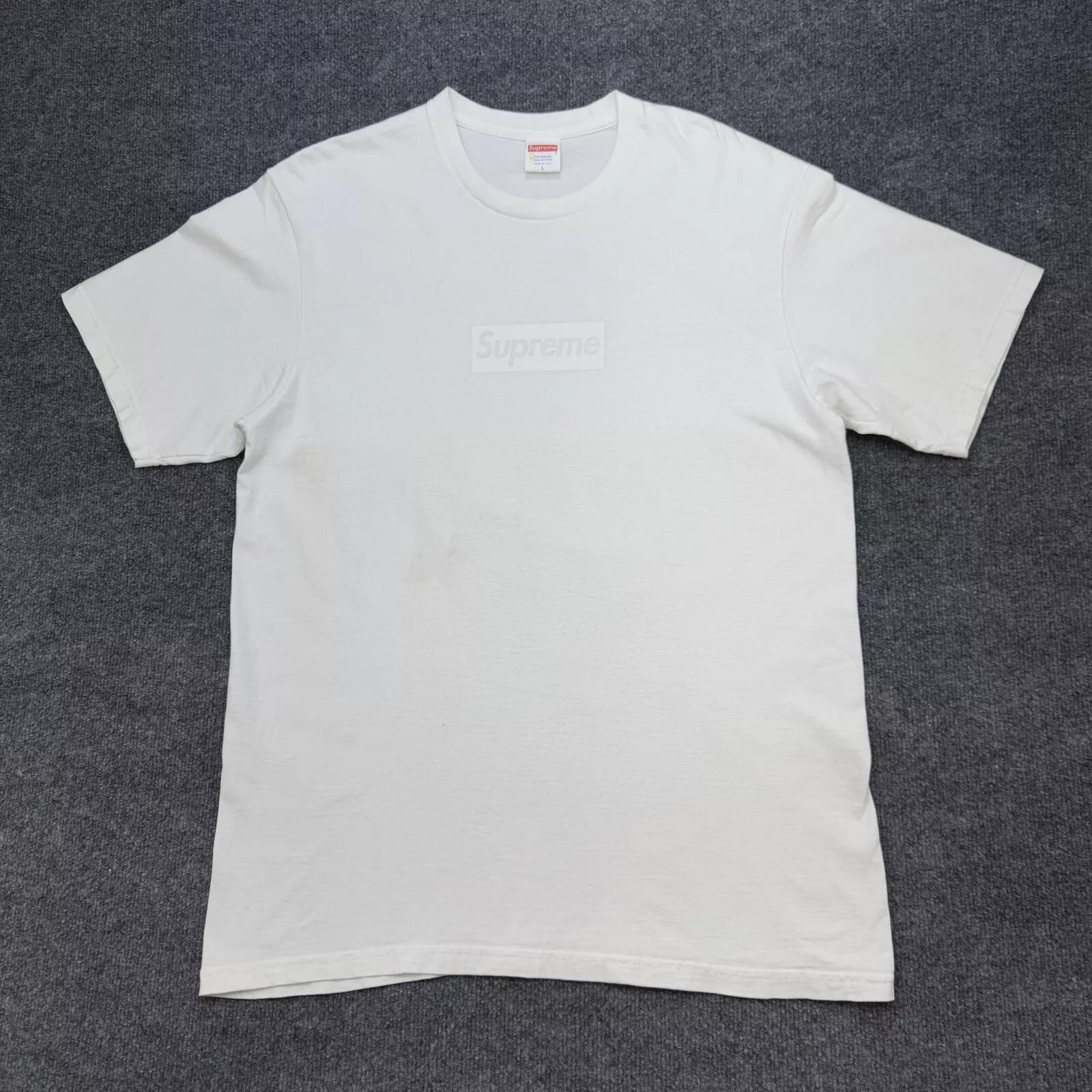 T shirt graphique Supreme White Box Logo blanc sur blanc *taches* homme taille L