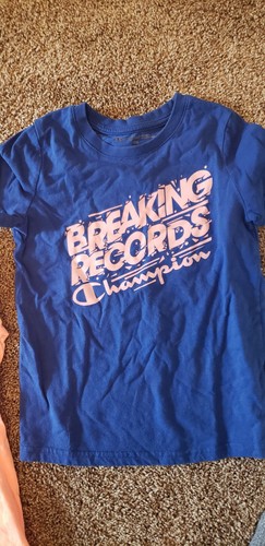 Lot of (4) Boys T Shirts Sz: Youth Small Various Brands Oshkosh,Champion, etc - Picture 2 of 8
