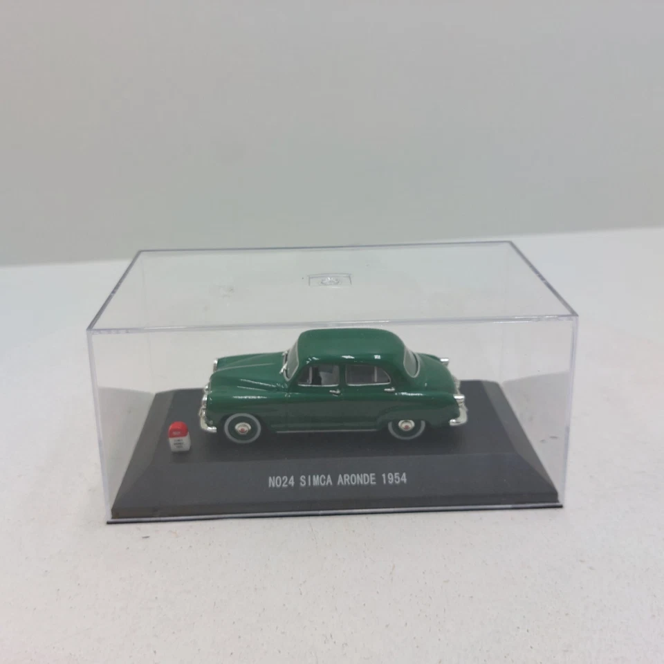 1/43 Nostalgie n°024 Simca Aronde 1954 vert - Photo 4/4