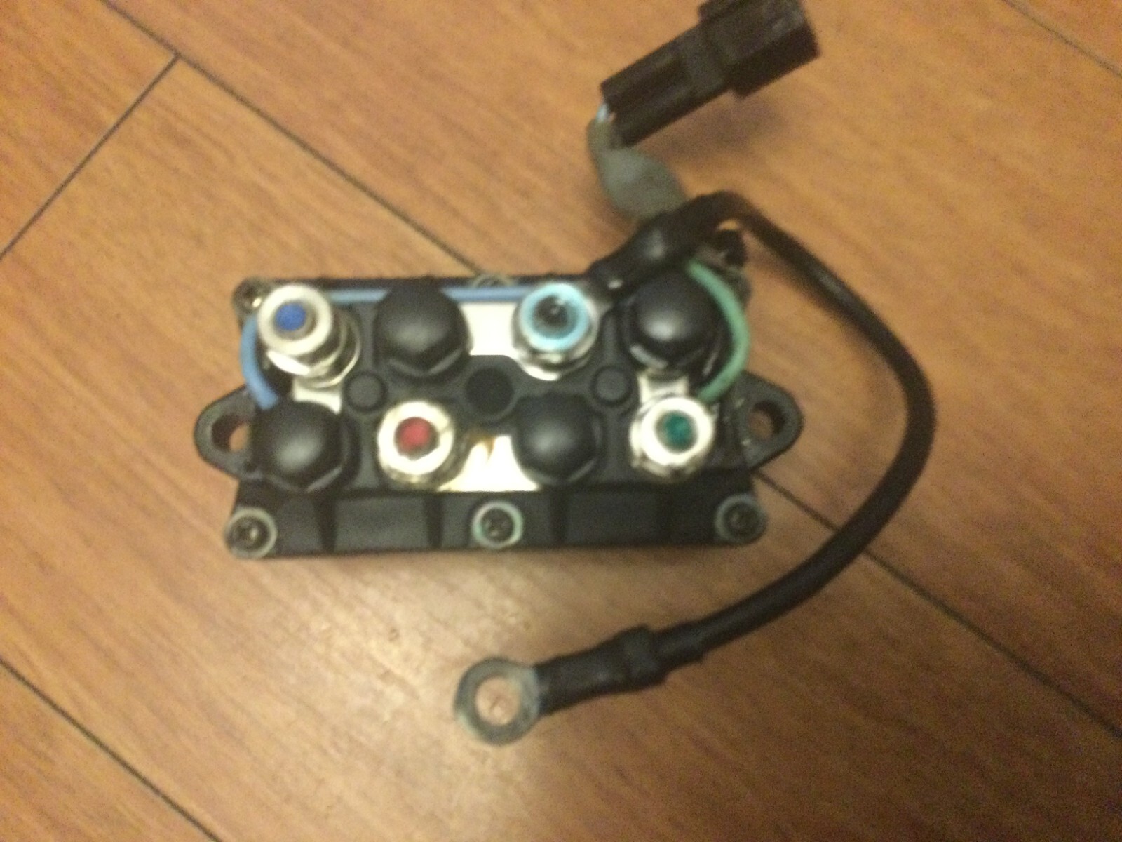 Picture 1 of 4