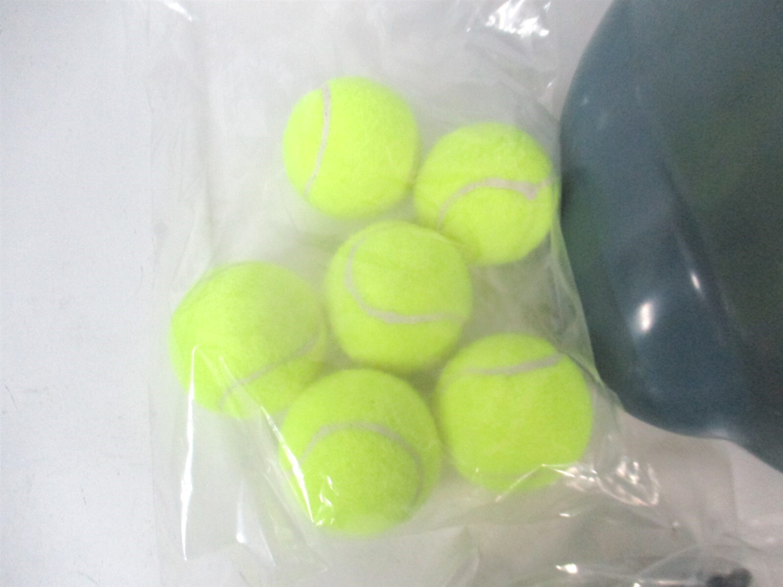 Palulu Blue Automatic Dog Ball Launcher with 4 Range Modes and Six 2