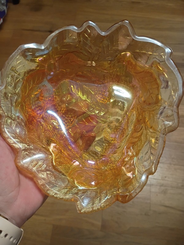Vintage Indiana Glass Amber Carnival Depression Loganberry Leaf Triangular Bowl