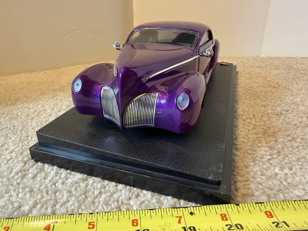 Mattel Hot Wheels 1937 Lincoln Zephyr Scrape 1/18 diecast model