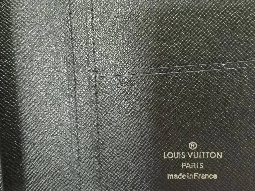 Louis Vuitton Monogram Eclipse Porte feiulle Braz… - image 7