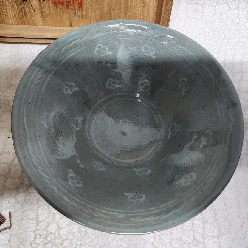 Lee Jung-ha Sungkangyo Celadon Tea Cup Set Handcrafted Porcelain thumbnail 4